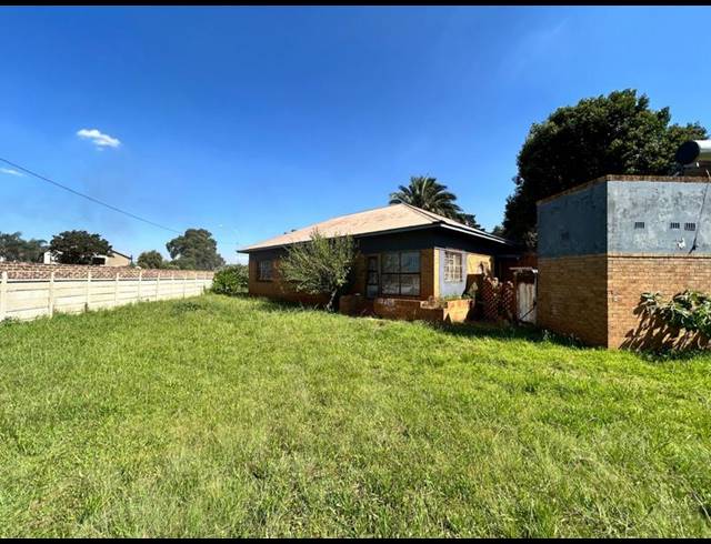 12 BEDROOM HOUSE FOR SALE IN BENONI